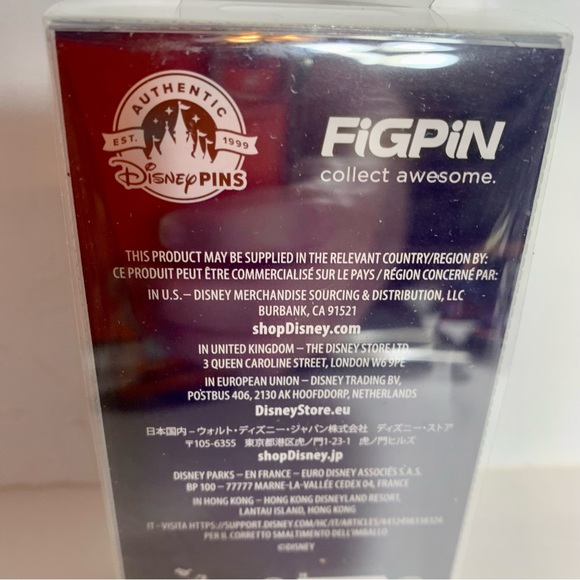 NWT. Disney Mickey Mouse FiGPiN collectible pin
Mickey wears a tux - Picture 5 of 6